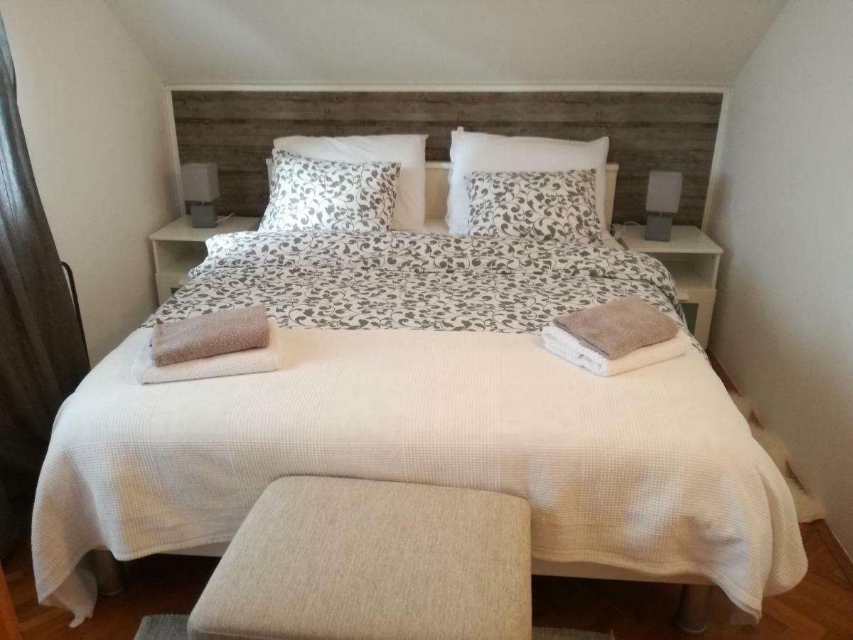 Apartman Jasmin Leilighet Čatrnja Eksteriør bilde