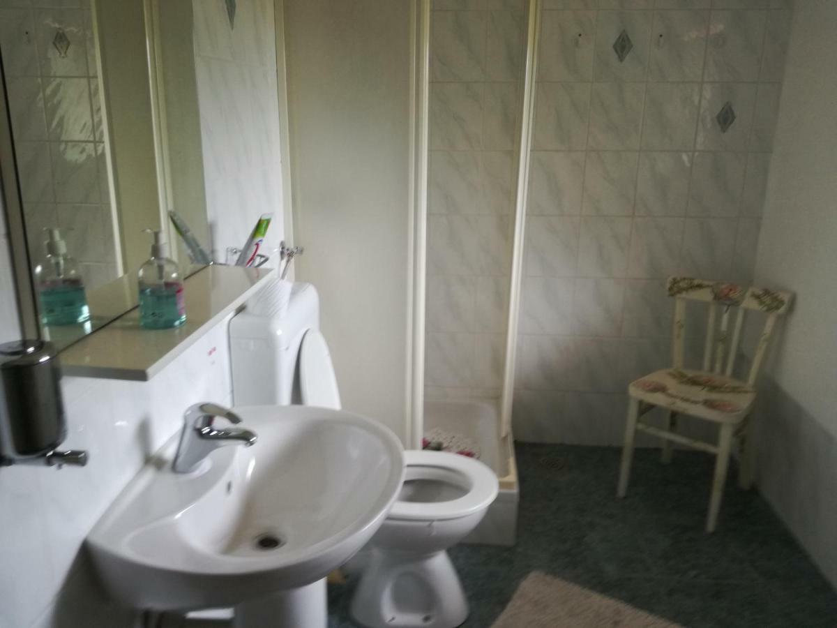 Apartman Jasmin Leilighet Čatrnja Eksteriør bilde